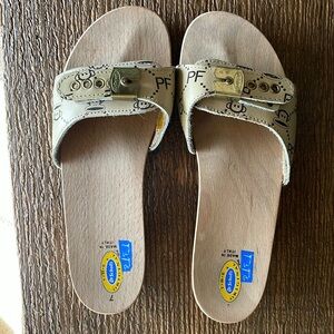 Limited Edition Vintage Paul Frank Dr. Scholls Collab Sandals